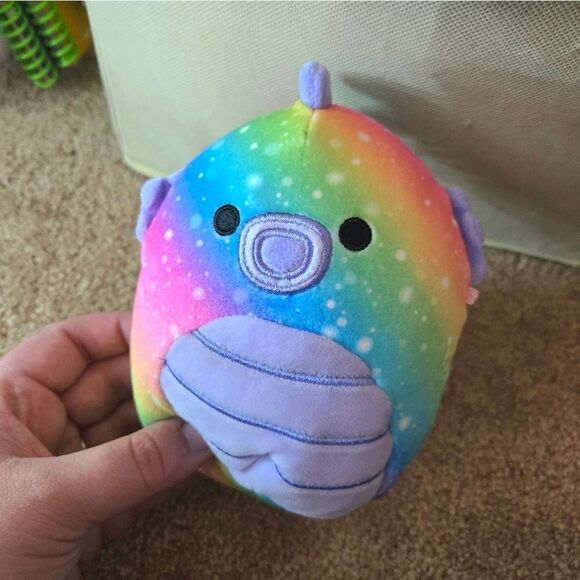 Emerald the Rainbow Seahorse Squishmallow 7.5" Plush - Picture 2 of 10